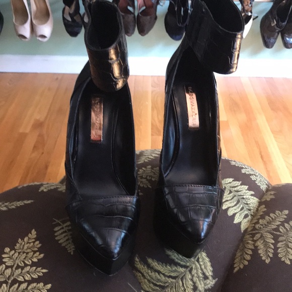 BcbgMaxazria Arcade python ankle wedge booties - Picture 3 of 4